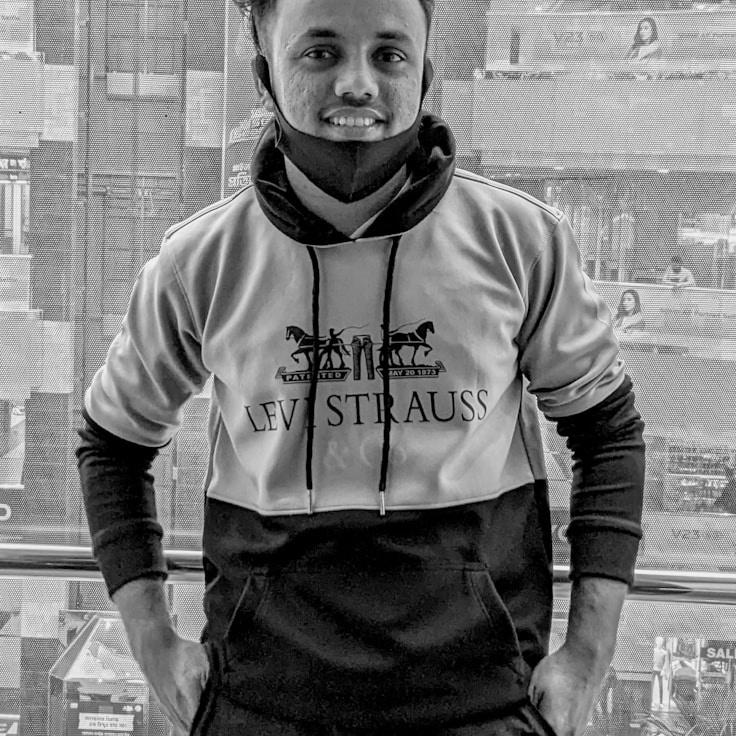 Portrait of Ravi meditation instructor